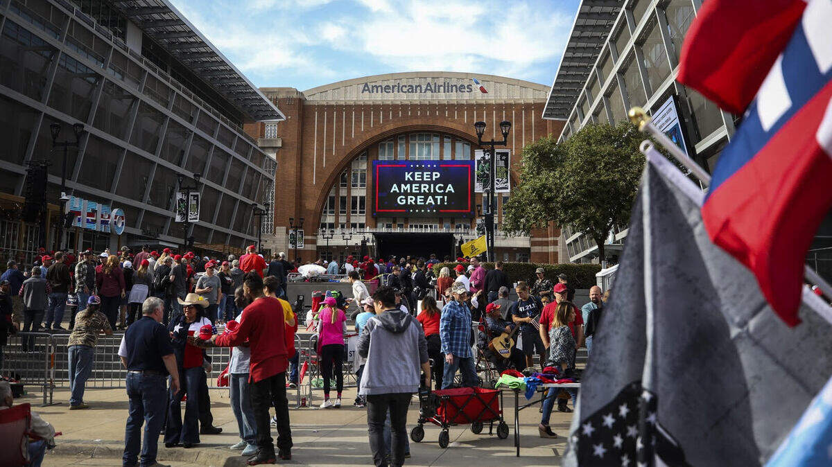 A crowd gathered outside of American Airlines Center before President Donald Trump’s rally.
